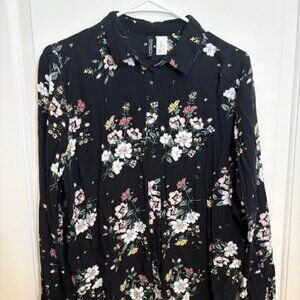 Black Floral Button-Down Blouse – Long Sleeve Collared Top